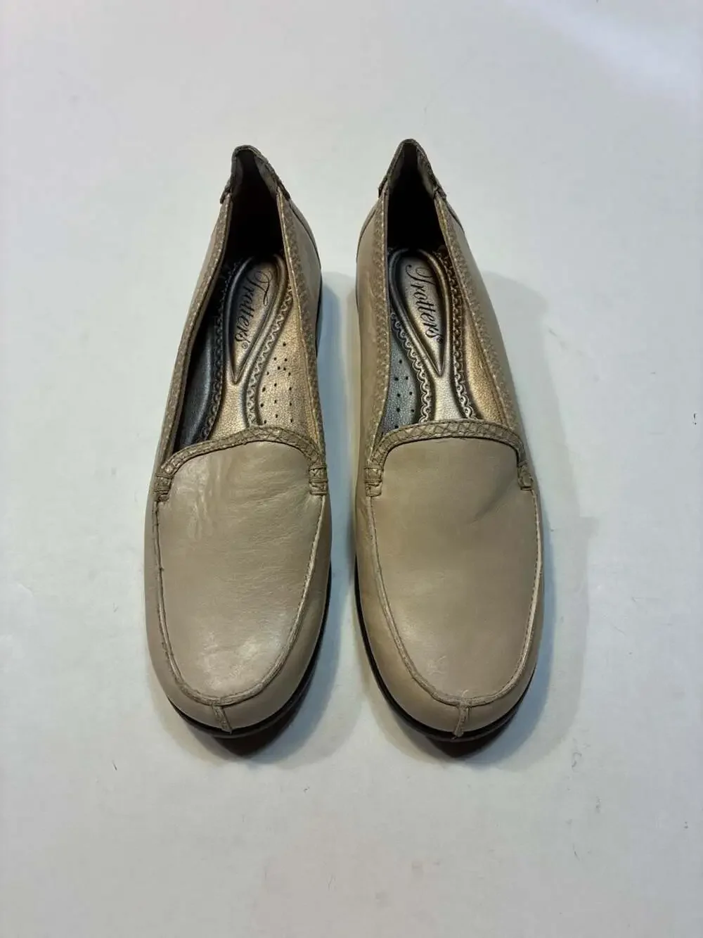Trotters Women's Leather Slip-On Comfort Loafers